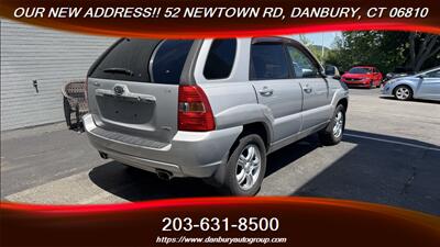 2007 Kia Sportage LX FWD - Photo 5 - Danbury, CT 06810