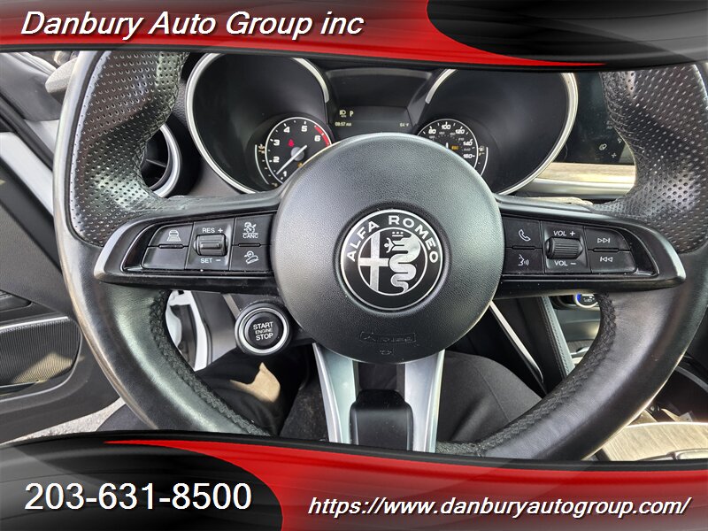 2023 Alfa Romeo Stelvio Ti - Photo 12 - Danbury, CT 06810