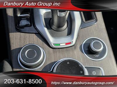 2023 Alfa Romeo Stelvio Ti - Photo 17 - Danbury, CT 06810