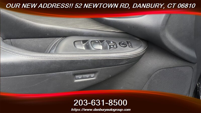 2015 Nissan Murano S - Photo 11 - Danbury, CT 06810