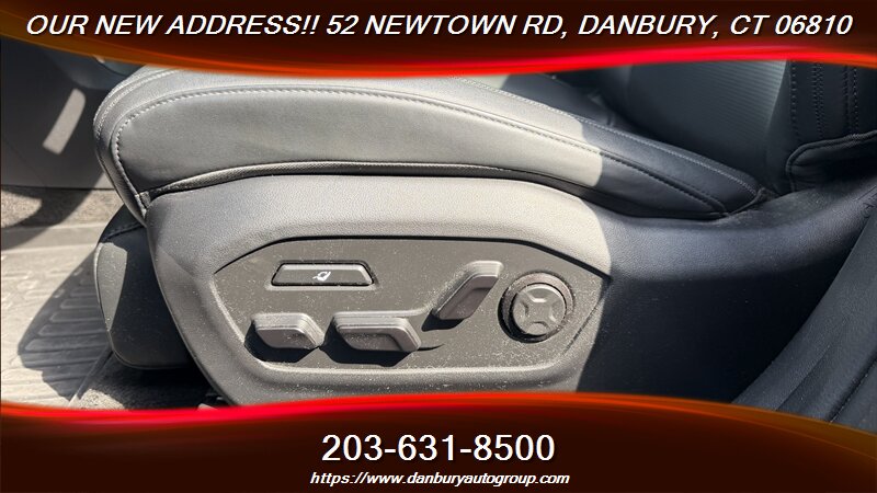 2025 Hyundai SANTA FE Hybrid Calligraphy - Photo 14 - Danbury, CT 06810