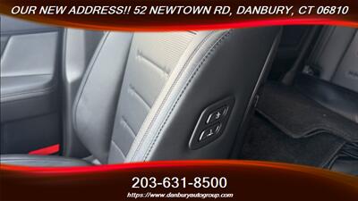 2025 Hyundai SANTA FE Hybrid Calligraphy - Photo 16 - Danbury, CT 06810