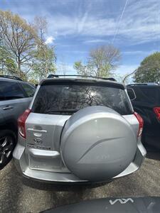 2008 Toyota RAV4 Limited   - Photo 4 - Danbury, CT 06810