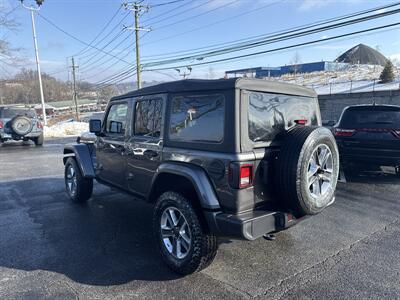 2019 Jeep Wrangler Unlimited Sahara   - Photo 4 - Danbury, CT 06810