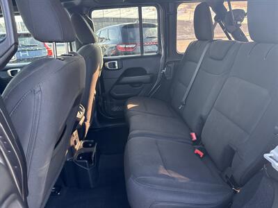 2019 Jeep Wrangler Unlimited Sahara   - Photo 12 - Danbury, CT 06810