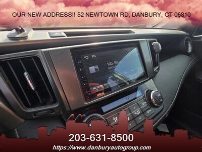2014 Toyota RAV4 XLE   - Photo 12 - Danbury, CT 06810