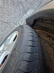 2014 Toyota RAV4 XLE   - Photo 5 - Danbury, CT 06810