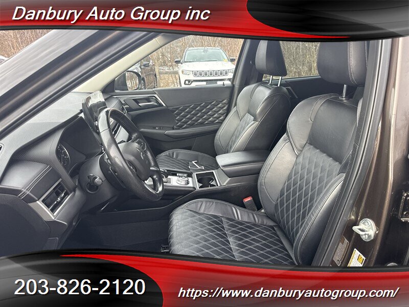 2022 Mitsubishi Outlander SEL - Photo 9 - Danbury, CT 06810