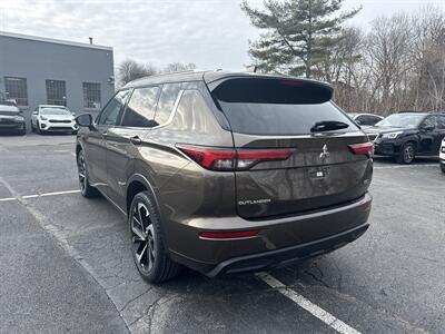 2022 Mitsubishi Outlander SEL - Photo 4 - Danbury, CT 06810