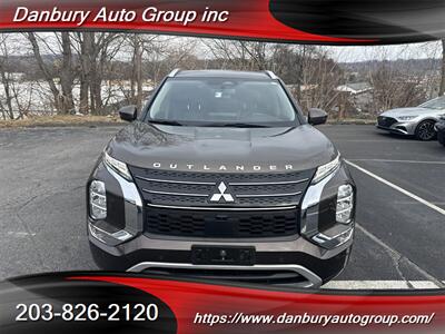 2022 Mitsubishi Outlander SEL - Photo 2 - Danbury, CT 06810