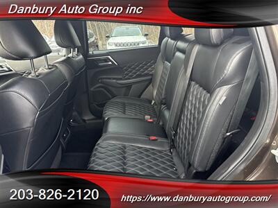 2022 Mitsubishi Outlander SEL - Photo 14 - Danbury, CT 06810