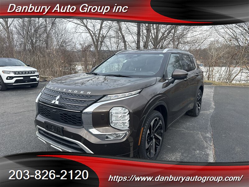 2022 Mitsubishi Outlander SEL   - Photo 1 - Danbury, CT 06810