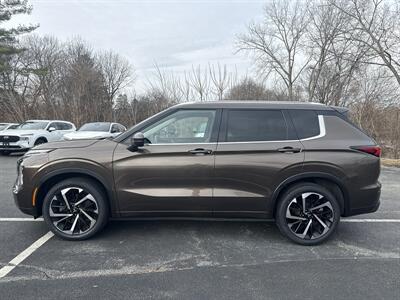 2022 Mitsubishi Outlander SEL - Photo 3 - Danbury, CT 06810