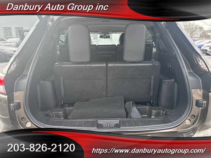 2022 Mitsubishi Outlander SEL - Photo 15 - Danbury, CT 06810