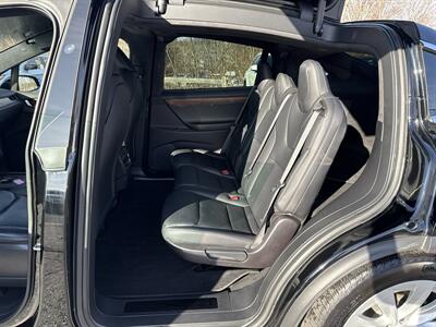 2021 Tesla Model X Long Range Plus - Photo 12 - Danbury, CT 06810
