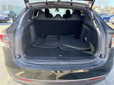 2021 Tesla Model X Long Range Plus - Photo 13 - Danbury, CT 06810