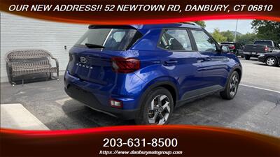 2024 Hyundai VENUE SEL   - Photo 5 - Danbury, CT 06810