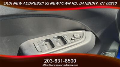 2024 Hyundai VENUE SEL   - Photo 11 - Danbury, CT 06810