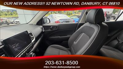 2024 Hyundai VENUE SEL   - Photo 13 - Danbury, CT 06810