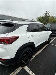 2021 Chevrolet Trailblazer LT   - Photo 7 - Danbury, CT 06810