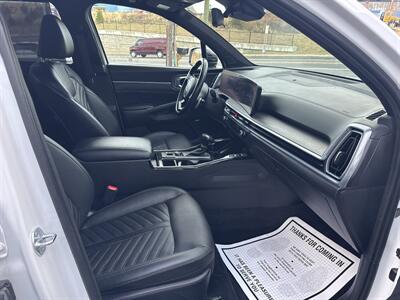 2024 Kia Sorento X-Line SX PRO - Photo 8 - Danbury, CT 06810