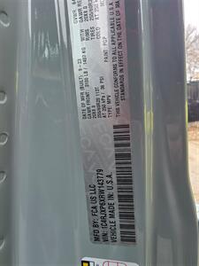 2024 Jeep Wrangler Sahara 4xe   - Photo 10 - Danbury, CT 06810