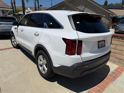 2023 Kia Sorento LX - Photo 2 - Walnut, CA 91789