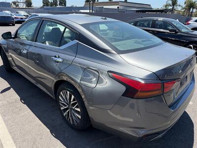 2023 Nissan Altima 2.5 SV - Photo 2 - Walnut, CA 91789