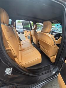 2022 Jeep Grand Cherokee Summit Reserve   - Photo 18 - 