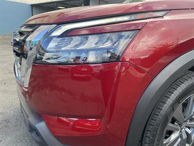 2023 Nissan Pathfinder SV   - Photo 27 - 
