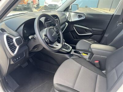 2024 Kia Soul LX   - Photo 11 - 