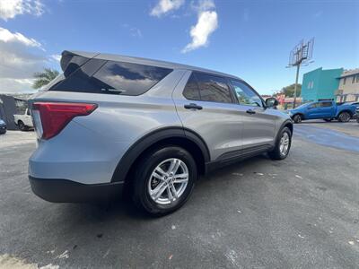 2023 Ford Explorer   - Photo 5 - 