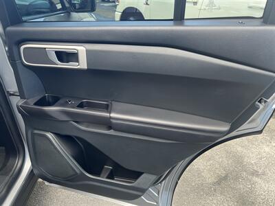 2023 Ford Explorer   - Photo 18 - 