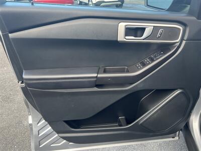 2023 Ford Explorer   - Photo 11 - 