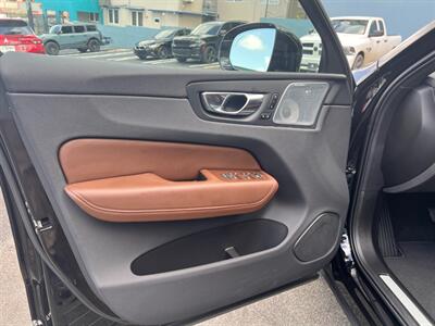 2022 Volvo XC60 Recharge T8 Inscription - Photo 12 -