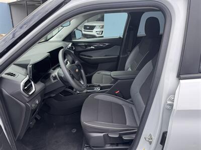2024 Chevrolet Trailblazer LS   - Photo 11 - 