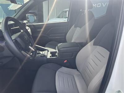 2024 Toyota Tacoma SR5 - Photo 13 -