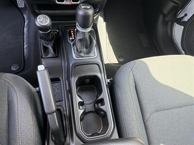 2024 Jeep Wrangler Sport - Photo 17 -