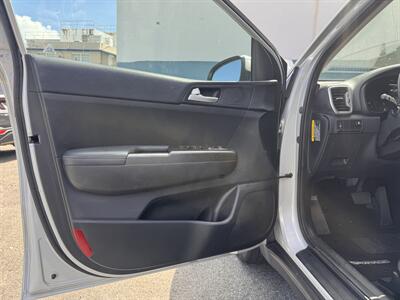 2018 Kia Sportage LX   - Photo 9 - 
