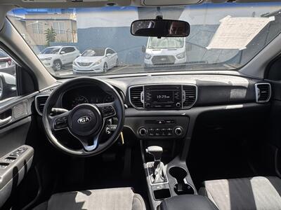 2018 Kia Sportage LX   - Photo 18 - 