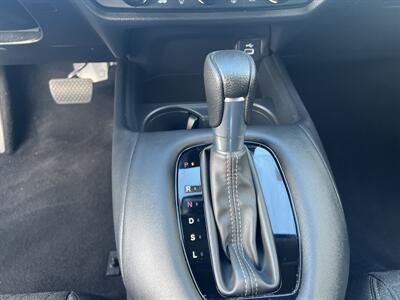 2023 Honda HR-V LX   - Photo 17 - 