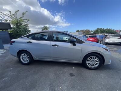 2024 Nissan Versa S   - Photo 4 - 
