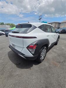 2026 Hyundai KONA SE   - Photo 4 - 