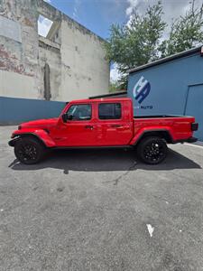 2024 Jeep Gladiator NightHawk   - Photo 8 - 