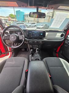 2024 Jeep Gladiator NightHawk   - Photo 14 - 