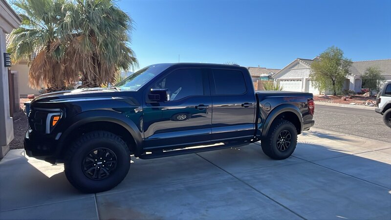2025 Ford F-150 Raptor   - Photo 1 - Bullhead City, AZ 86442