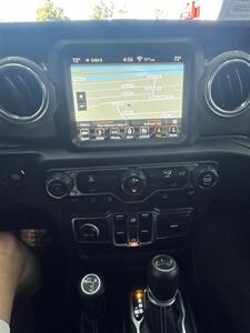 2018 Jeep Wrangler Unlimited Sahara   - Photo 7 - Bullhead City, AZ 86442