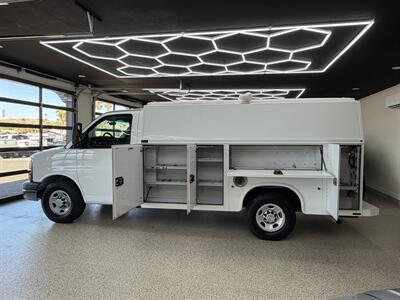 2011 Chevrolet Express 3500 CUTAWAY VAN - Photo 3 - Bullhead City, AZ 86442