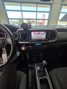 2021 Toyota Tacoma TRD Off-Road   - Photo 14 - Bullhead City, AZ 86442