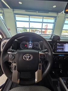 2021 Toyota Tacoma TRD Off-Road   - Photo 8 - Bullhead City, AZ 86442
